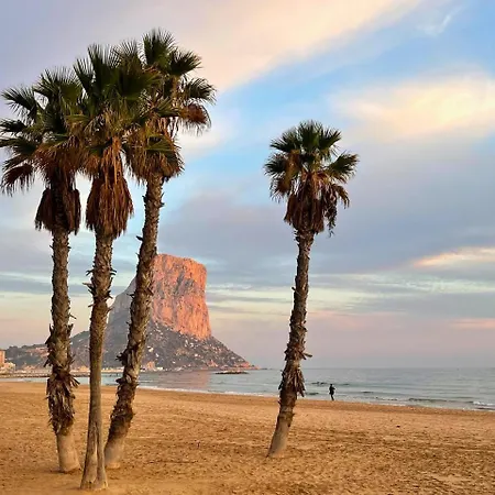 Apartman Modern 3-bedroom With Padel And Pool Access Calpe