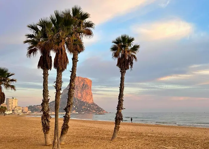 Apartment Modern 3-bedroom With Padel And Pool Access Calpe